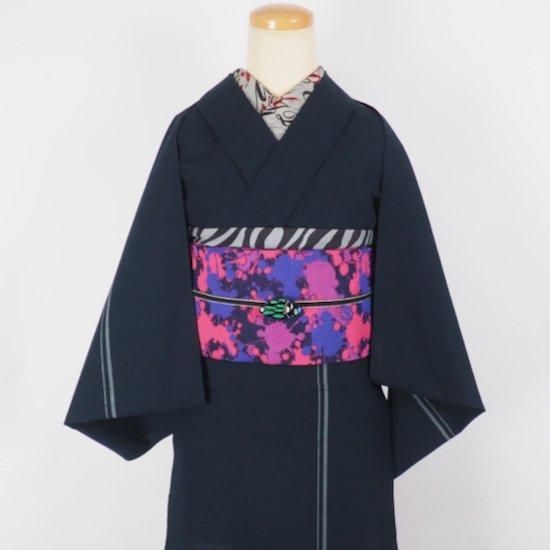 着物と帯 銀座【L-8094】縮緬地 染洒落袋帯 淡い桜鼠色 菖蒲の図（反端付