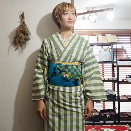 美品、リバーシブル半幅帯・小鳥柄&レース 西陣織リバーシブル半幅帯【昆虫ホワイト×鳥ブルー】 - モダン