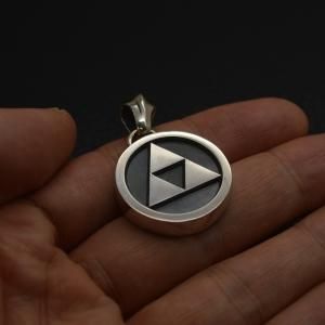 ■倍厚両面オーダーメイド家紋ペンダントφ25mm【大】-墨入れ仕上げ- ※チェーン別売