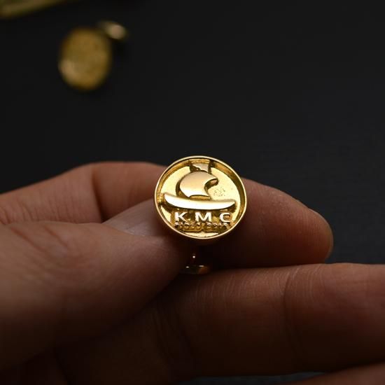 191.オリジナルロゴ ネクタイピンカフスボタンセット製作例