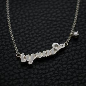 251.オーダーイニシャルネックレス【TYRMハート】刻印例
