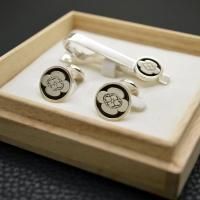 262.丸に木瓜 家紋ネクタイピンカフスボタンセット 制作実績