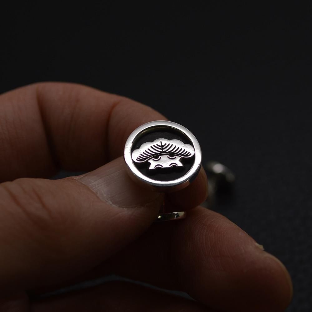 ■丸に一つ松 家紋カフスボタン 製作例