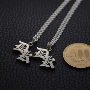 479.ダブルレタード・ペアイニシャルネックレス・オーダーメイド製作例【DK】オールドイングリッシュ