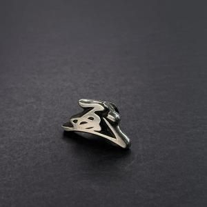975