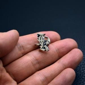 ■銀製 オーダーメイドダブルレタードイニシャルピンバッジ