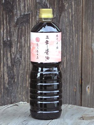 たつ乃屋本店 三年醤油 ペットボトル（大 1000ml） SanPet1000