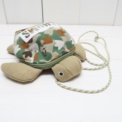 <img class='new_mark_img1' src='https://img.shop-pro.jp/img/new/icons13.gif' style='border:none;display:inline;margin:0px;padding:0px;width:auto;' />ॹCHUMS/ Turtle Mini Pouch / Camo