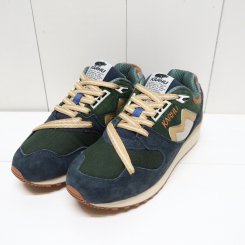 /KARHU/SYNCHRON CLASSIC/ INDIA INK  KOMBU GREEN