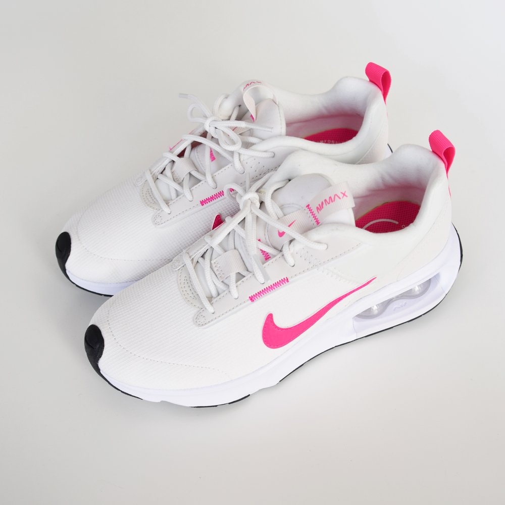 Nike air max clearance motion 2 women's white