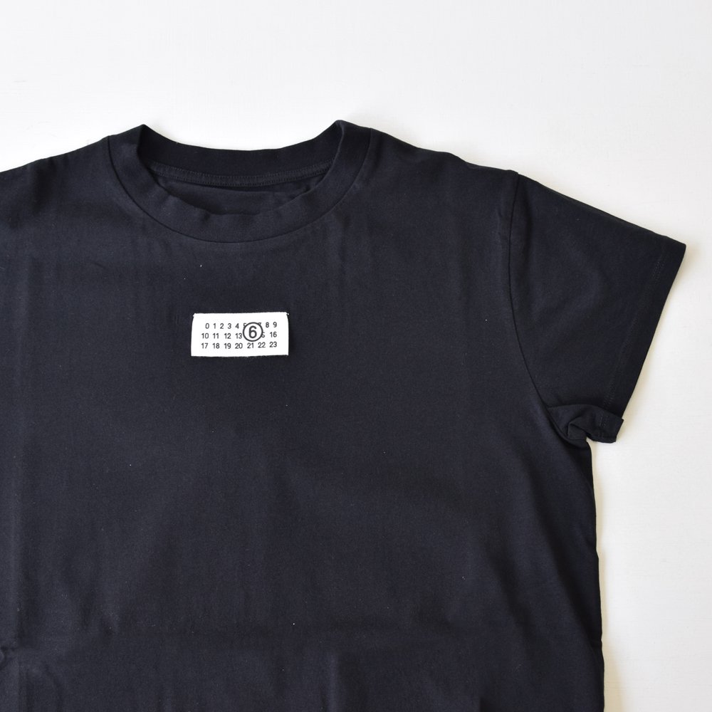 MM6 Maison Margiela】 半袖Nunericシグネチャークロップド丈TシャツS52GC0312S24312 (メゾン マルジェラ,マルタン)  TEE