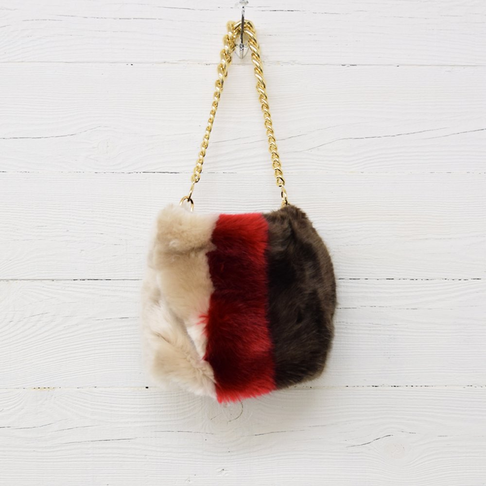 A POINT ETC 細い FAKE FUR BAG