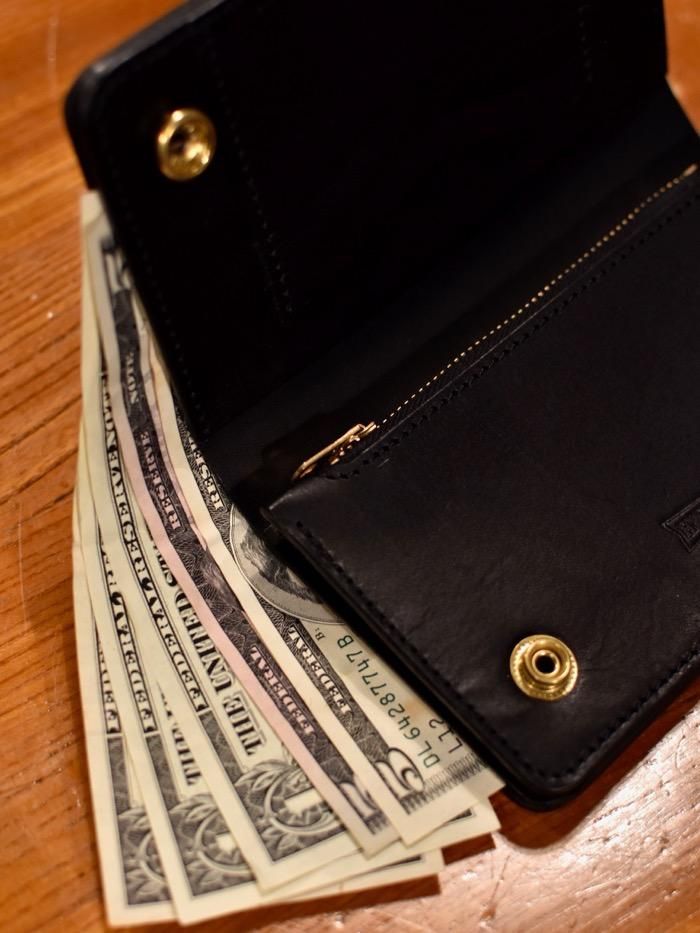 HWZN.MFG.CO.(HWZN BROSS) - LEATHER WALLET MID-SIZE (BLACK / BRASS 