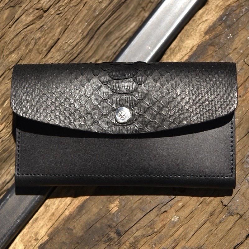 HWZN.MFG.CO.(HWZN BROSS) - DIAMOND PYTHON LEATHER LONG WALLET