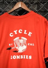 <img class='new_mark_img1' src='https://img.shop-pro.jp/img/new/icons1.gif' style='border:none;display:inline;margin:0px;padding:0px;width:auto;' />CycleZombies / MOTOR S/S T-SHIRT (RED)