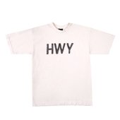 <img class='new_mark_img1' src='https://img.shop-pro.jp/img/new/icons1.gif' style='border:none;display:inline;margin:0px;padding:0px;width:auto;' />HWY / HWY ARMY TEE (WHITE)