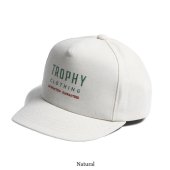 <img class='new_mark_img1' src='https://img.shop-pro.jp/img/new/icons1.gif' style='border:none;display:inline;margin:0px;padding:0px;width:auto;' />TROPHY CLOTHING - HARVEST WORK LOGO DENIM LOGO TRACKER CAP (NATURAL)