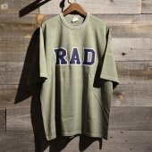 <img class='new_mark_img1' src='https://img.shop-pro.jp/img/new/icons50.gif' style='border:none;display:inline;margin:0px;padding:0px;width:auto;' />ROUGH AND RUGGED / RAD TEE (Olive)