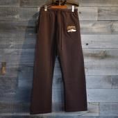 <img class='new_mark_img1' src='https://img.shop-pro.jp/img/new/icons1.gif' style='border:none;display:inline;margin:0px;padding:0px;width:auto;' />ORANGE COMPANY / OC SWEAT PANTS (Brown)