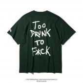 <img class='new_mark_img1' src='https://img.shop-pro.jp/img/new/icons1.gif' style='border:none;display:inline;margin:0px;padding:0px;width:auto;' />CLUCT x Dead Kennedys/ TOO DRUNK TO FUCK [S/S TEE] (Green)