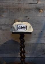 <img class='new_mark_img1' src='https://img.shop-pro.jp/img/new/icons1.gif' style='border:none;display:inline;margin:0px;padding:0px;width:auto;' />BLACK COMPANY / BLC LOGO CAP (White x Black)