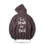 <img class='new_mark_img1' src='https://img.shop-pro.jp/img/new/icons1.gif' style='border:none;display:inline;margin:0px;padding:0px;width:auto;' />CLUCT x Dead Kennedys/ TOO DRUNK TO FUCK [HOODIE] (P.Charcoal)