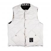 <img class='new_mark_img1' src='https://img.shop-pro.jp/img/new/icons1.gif' style='border:none;display:inline;margin:0px;padding:0px;width:auto;' />EVILACT / MEXICAN RV VEST (White)