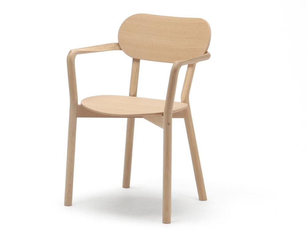 KNS カリモクニュースタンダード キャストールアームチェアプラス