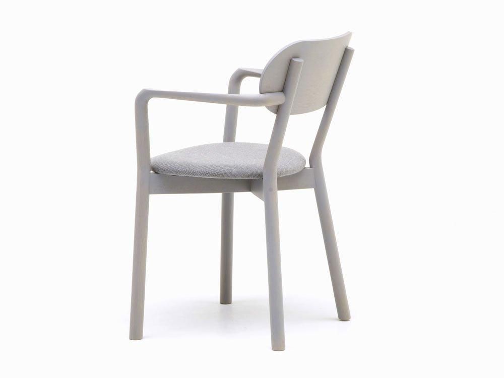 KNS カリモクニュースタンダード キャストールアームチェア