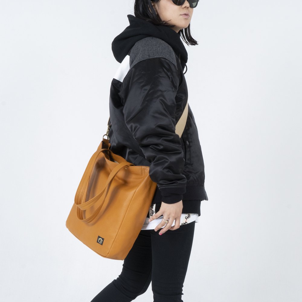 GAVIAL,leather shoulder bag