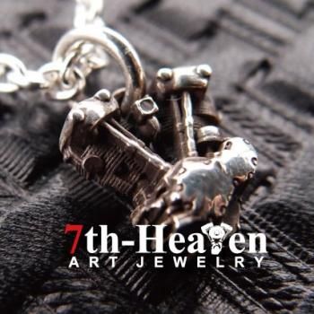 【7th-Heaven Art Jewelry】ナックル　ミニペンダントトップ＆チェーン￥10,750（税別） - ROUGH TAIL &  MOTREK