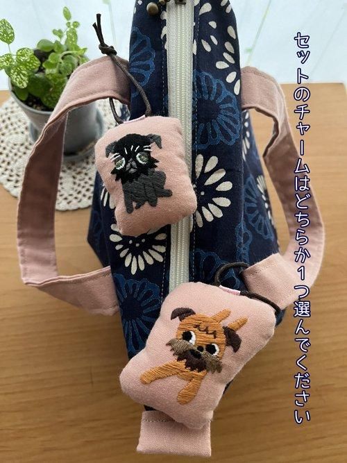 たぬき 希少 グリフォンのチャームとファスナー付ミニバッグのセット_持ち手 あみぐるみ