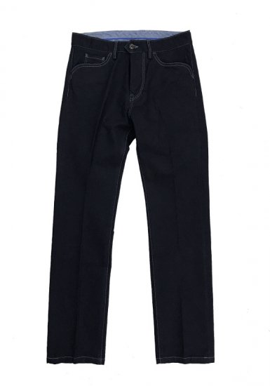 スリムスタイルがカッコいい黒、昔懐かしいデザインのジーンズです。エドウィンT