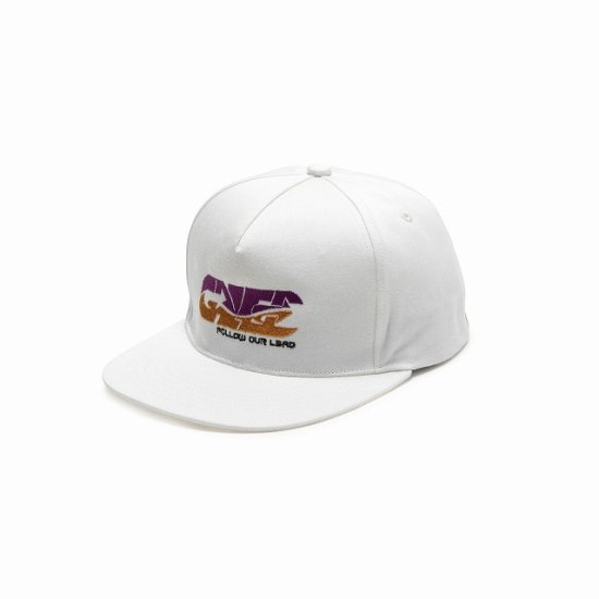 <img class='new_mark_img1' src='https://img.shop-pro.jp/img/new/icons12.gif' style='border:none;display:inline;margin:0px;padding:0px;width:auto;' />CALEE Twill cal rc logo embroidery cap