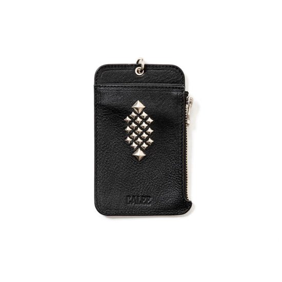 <img class='new_mark_img1' src='https://img.shop-pro.jp/img/new/icons12.gif' style='border:none;display:inline;margin:0px;padding:0px;width:auto;' />CALEE STUDS LEATHER MULTI POUCH REGULAR