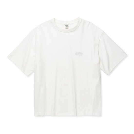 <img class='new_mark_img1' src='https://img.shop-pro.jp/img/new/icons12.gif' style='border:none;display:inline;margin:0px;padding:0px;width:auto;' />CALEE EMBROIDERY DROP SHOULDER S/S TEE