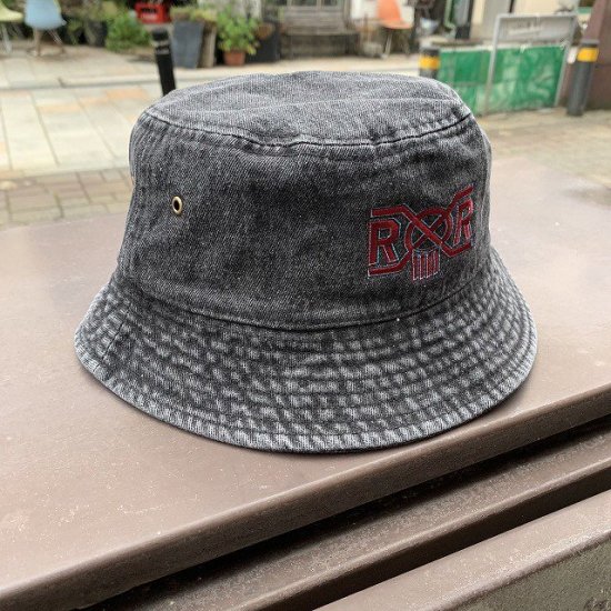 <img class='new_mark_img1' src='https://img.shop-pro.jp/img/new/icons12.gif' style='border:none;display:inline;margin:0px;padding:0px;width:auto;' />ROUGH AND RUGGED x BOUNTY HUNTER/ RR x BH HAT