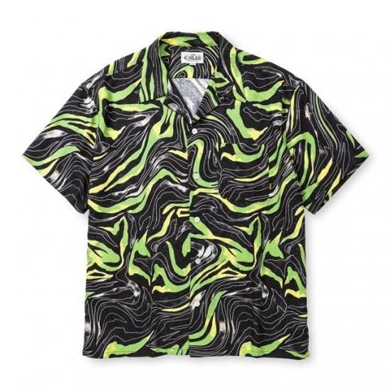 <img class='new_mark_img1' src='https://img.shop-pro.jp/img/new/icons12.gif' style='border:none;display:inline;margin:0px;padding:0px;width:auto;' />CALEE CAMO PATTERN OPEN COLLAR SH
