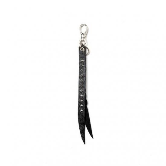 <img class='new_mark_img1' src='https://img.shop-pro.jp/img/new/icons12.gif' style='border:none;display:inline;margin:0px;padding:0px;width:auto;' />CALEE STUDS & KNITTING LEATHER SHORT KEY RING TYPE B