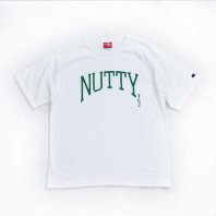 <font size=5>NUTTY</font><br>College Logo T-Shirts<br>White/Green<br><img class='new_mark_img2' src='https://img.shop-pro.jp/img/new/icons1.gif' style='border:none;display:inline;margin:0px;padding:0px;width:auto;' />