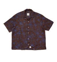 <font size=5>APPLEBUM</font><br>Venus Suede S/S Oversize Shirt<br>Brown<br><img class='new_mark_img2' src='https://img.shop-pro.jp/img/new/icons1.gif' style='border:none;display:inline;margin:0px;padding:0px;width:auto;' />