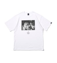<font size=5>APPLEBUM</font><br>“EST”T-Shirts<br>White<br><img class='new_mark_img2' src='https://img.shop-pro.jp/img/new/icons1.gif' style='border:none;display:inline;margin:0px;padding:0px;width:auto;' />