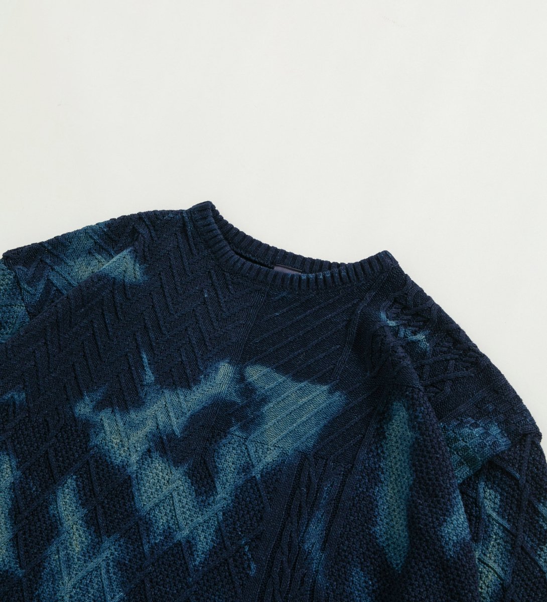 APPLEBUM | Indigo Crew Sweater | APPLEBUM正規取扱いショップ