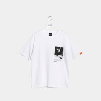 <font size=5>APPLEBUM</font><br>Lyricist T-Shirts<br>WHITE<br><img class='new_mark_img2' src='https://img.shop-pro.jp/img/new/icons1.gif' style='border:none;display:inline;margin:0px;padding:0px;width:auto;' />