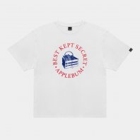 <font size=5>APPLEBUM</font><br> Best Kept SECRET T-shirt <br> White <br><img class='new_mark_img2' src='https://img.shop-pro.jp/img/new/icons1.gif' style='border:none;display:inline;margin:0px;padding:0px;width:auto;' />