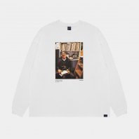 <font size=5>APPLEBUMJONAH SCHWARTZ CAPSULE </font><br> MOS L/S T-Shirt <br> White <br><img class='new_mark_img2' src='https://img.shop-pro.jp/img/new/icons1.gif' style='border:none;display:inline;margin:0px;padding:0px;width:auto;' />