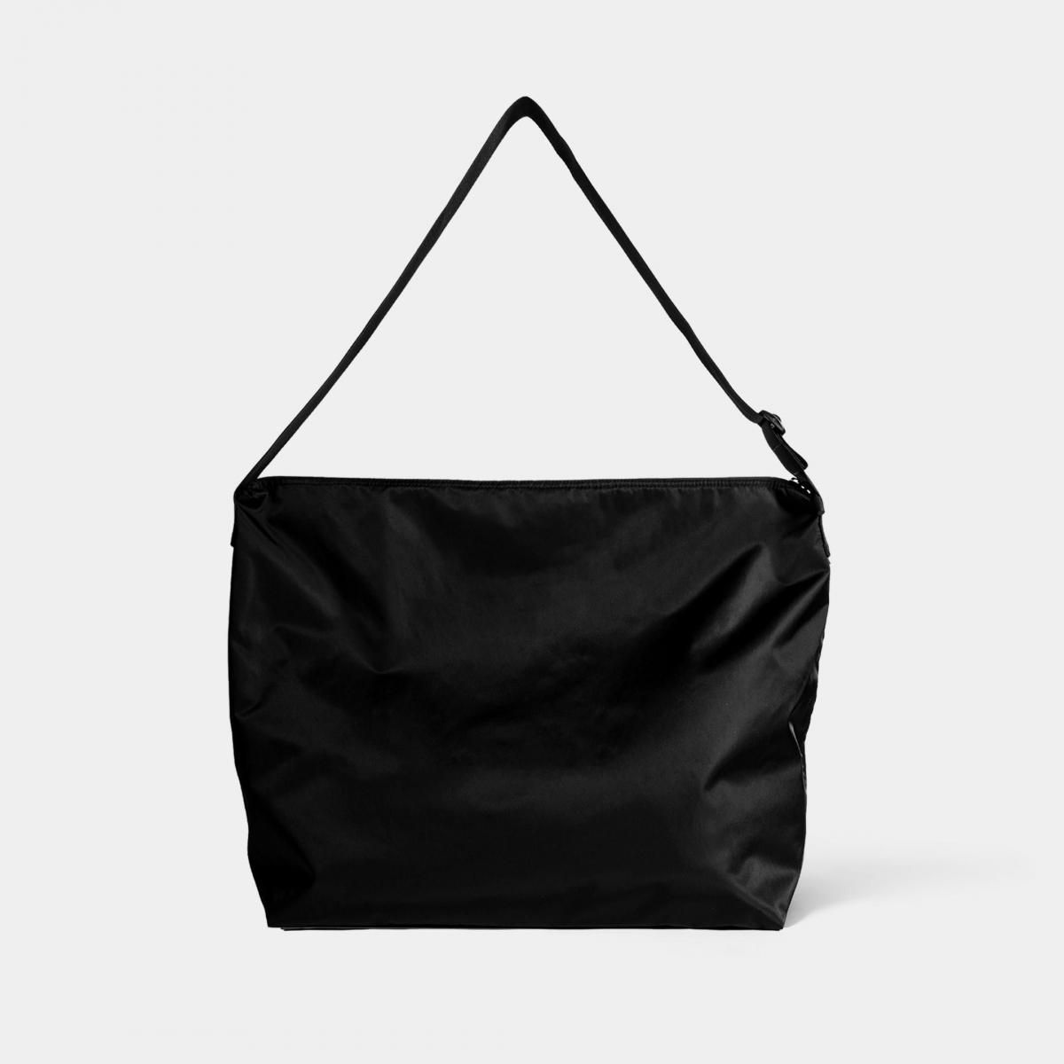 APPLEBUM | Big Square Shoulder Bag | APPLEBUM正規取扱いショップ