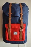 Herschel Supply<br>LITTLE AMERICA<br>NAVY / RED<img class='new_mark_img2' src='https://img.shop-pro.jp/img/new/icons47.gif' style='border:none;display:inline;margin:0px;padding:0px;width:auto;' />