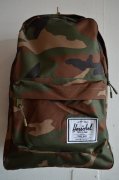 Herschel Supply<br>Classic<br>CAMO<img class='new_mark_img2' src='https://img.shop-pro.jp/img/new/icons47.gif' style='border:none;display:inline;margin:0px;padding:0px;width:auto;' />