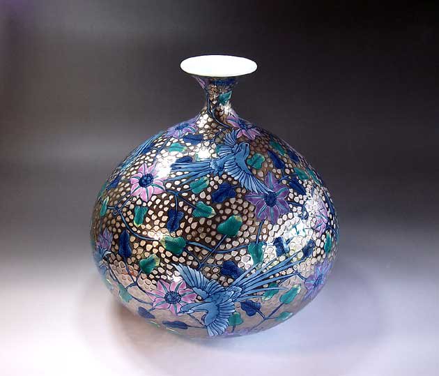 有田焼窯元-日本の伝統工芸品専門店・高級贈答品の伊万里焼陶器花瓶を販売